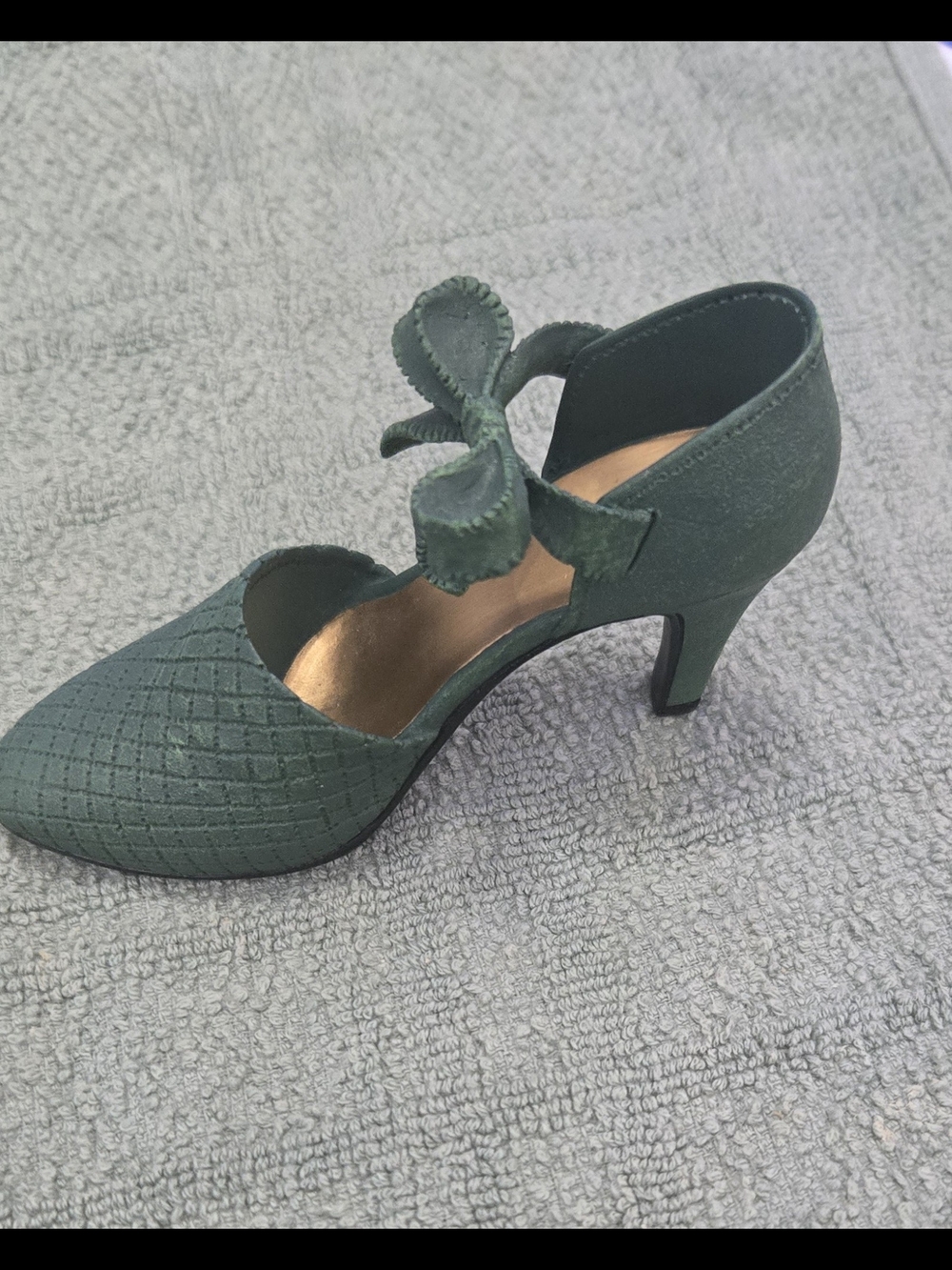 Just The Right Shoe Dark Green Bow-Tie Mid Heel Pumps